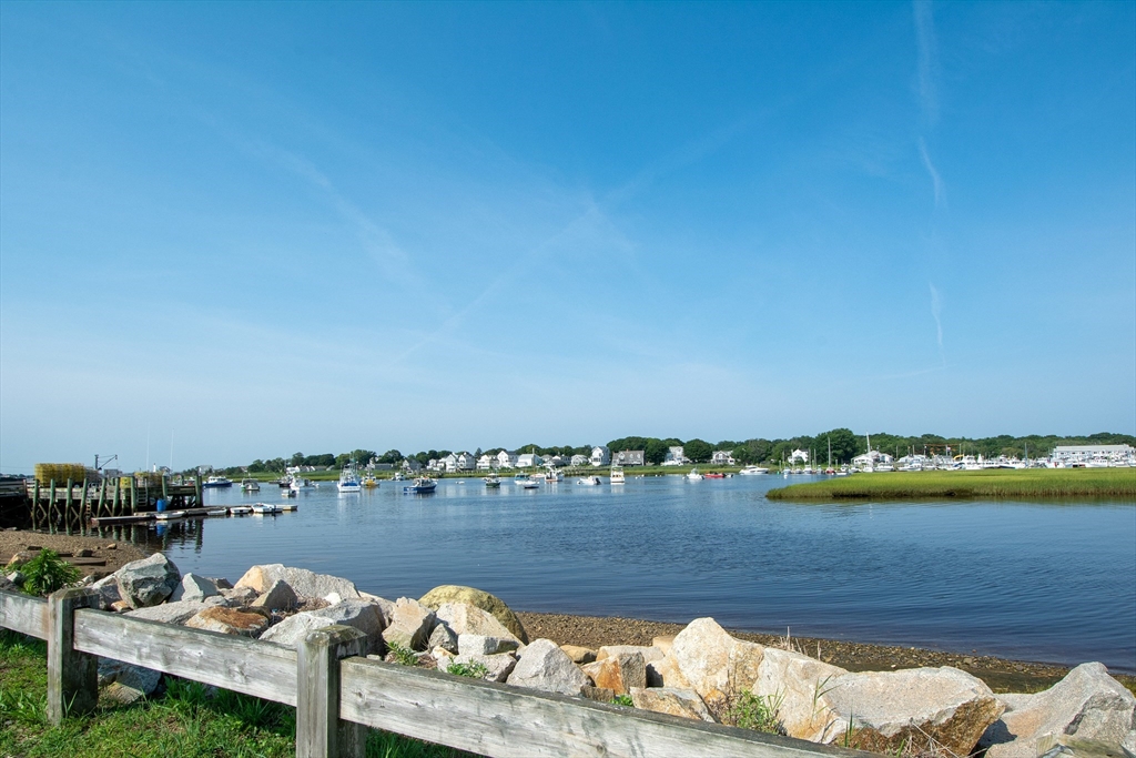 90 Colonial Road Marshfield, MA 02050 - Photo 29 of 35