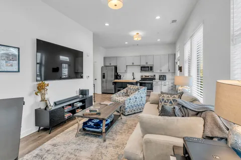 $350,000 | 220 Hart Street, Nashville, TN 37210