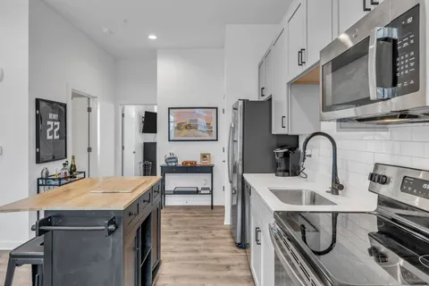 $350,000 | 220 Hart Street, Nashville, TN 37210