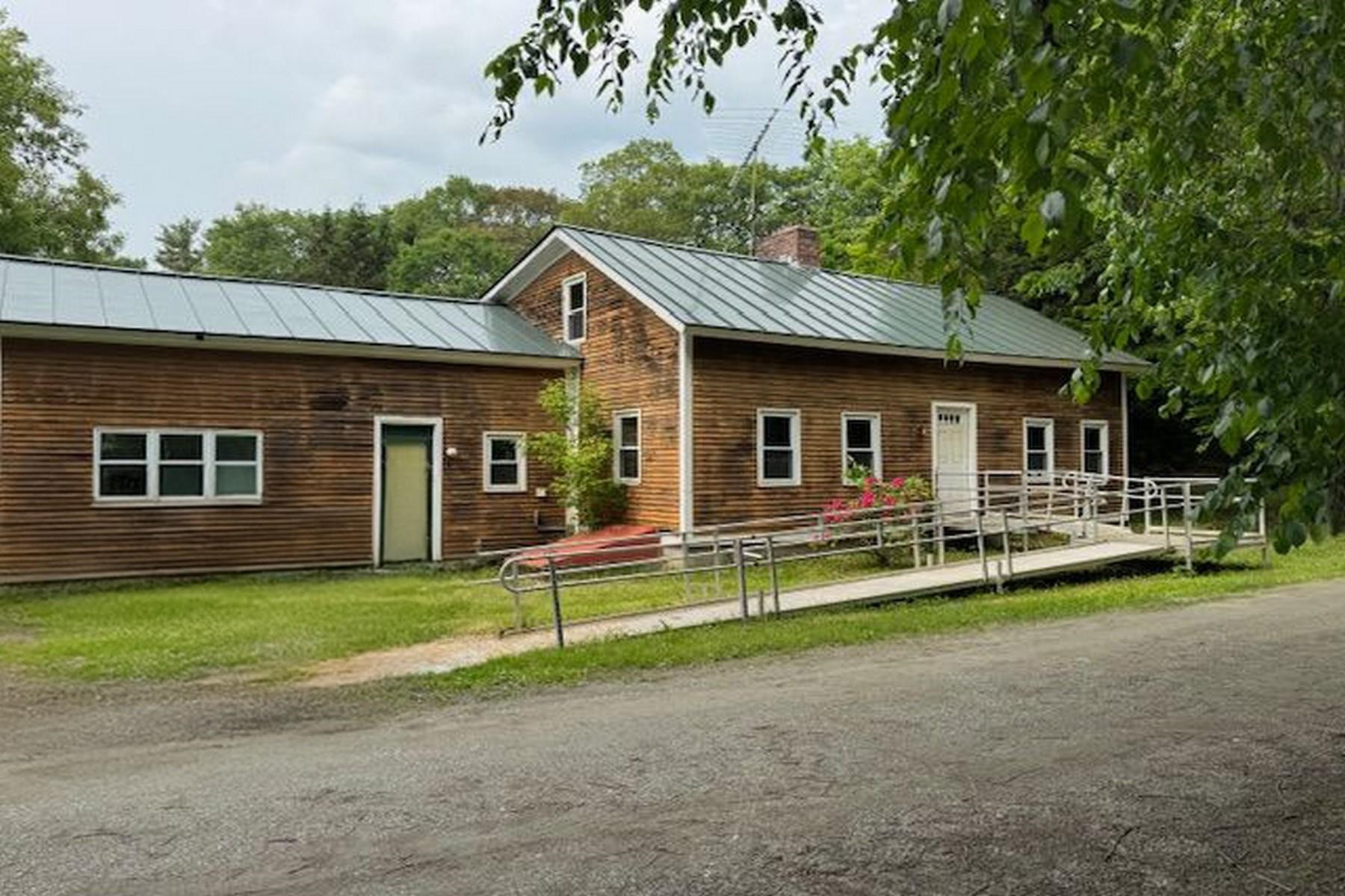 809 Gorhamtown Road Poultney, VT 05764 - Photo 1 of 27