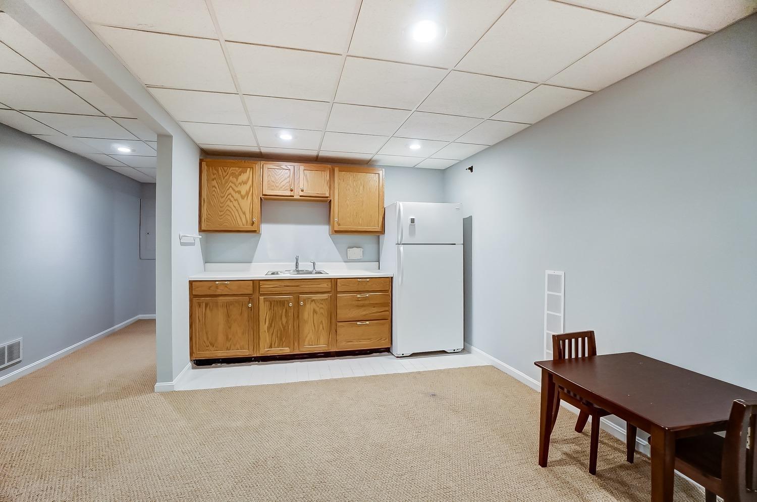 6570 Springdale Road Cincinnati, OH 45247 - Photo 43 of 50