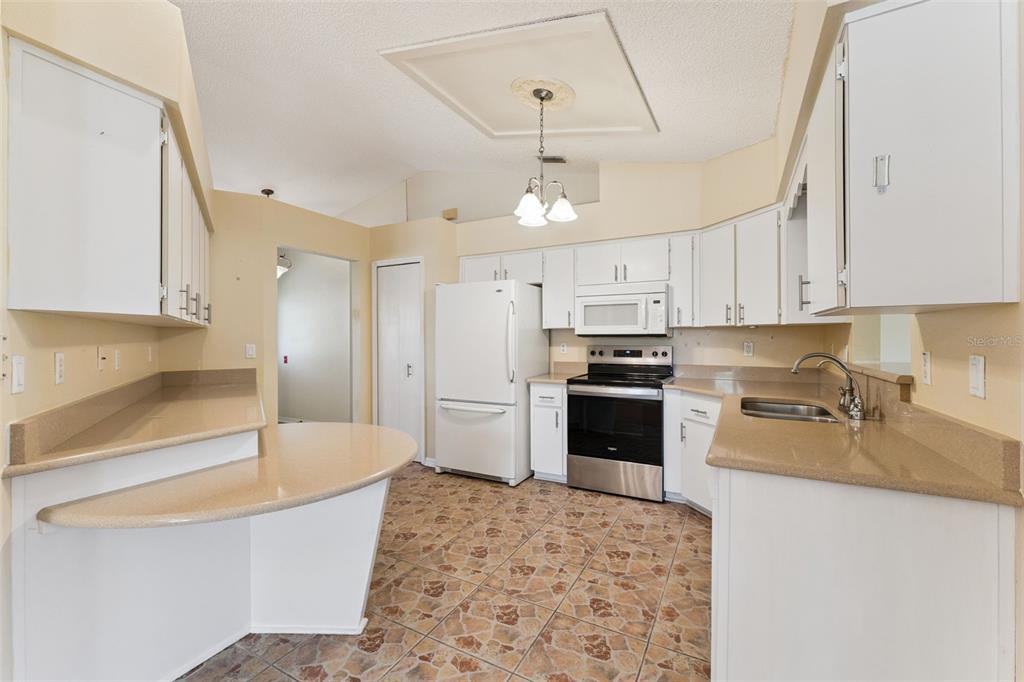 27217 Racquet Circle Leesburg, FL 34748 - Photo 12 of 90 Gallery Image 12