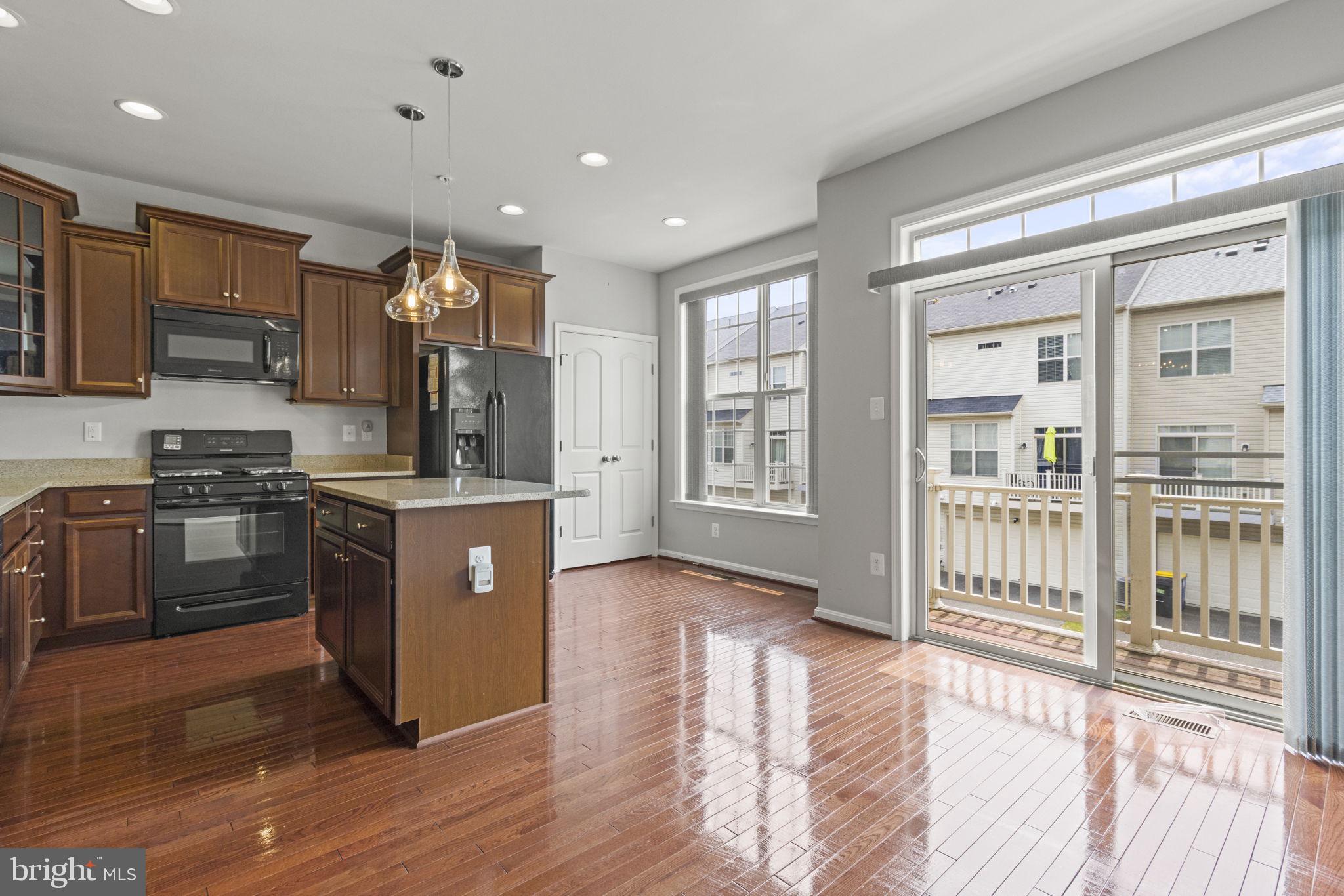 9808 Smithview Place Lanham, MD 20706 - Photo 5 of 22 Oversized kitchen, extra space for seating areas