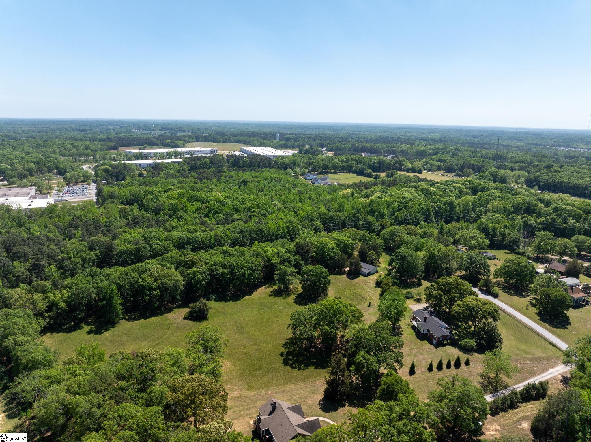 101 Triangle Pine Road Fountain Inn, SC 29644 - Photo 10 of 37 Gallery Image 10