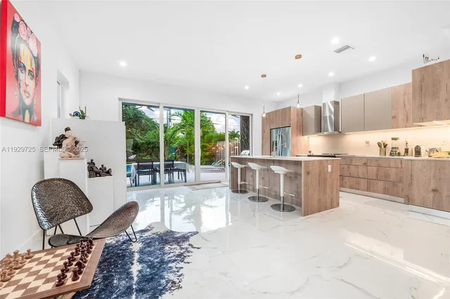 $1,395,000 | 2756 Southwest 34th Court, Unit B, Miami, FL 33133