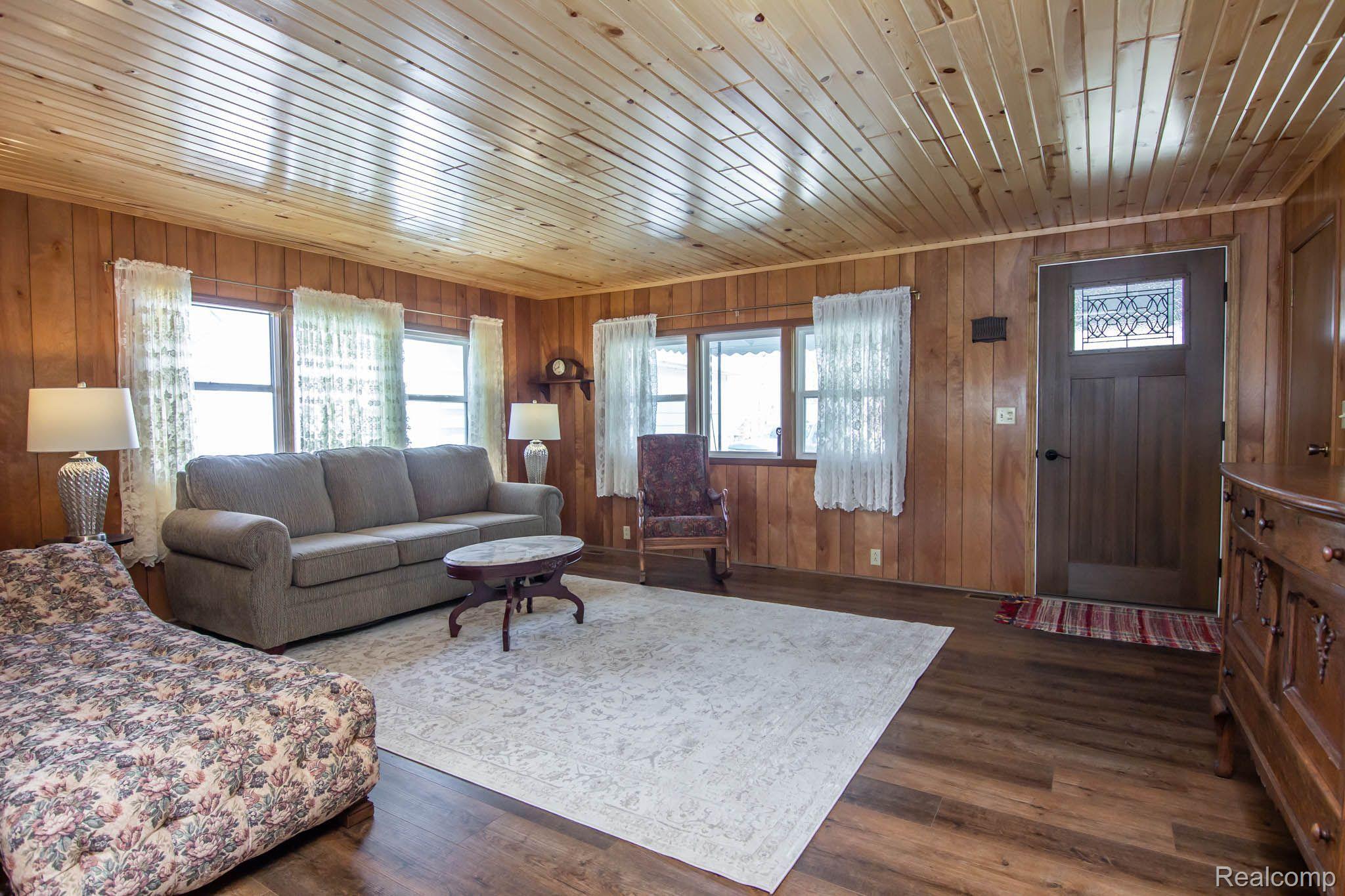 4175 Hazel Road Lincoln, MI 48742 - Photo 4 of 23