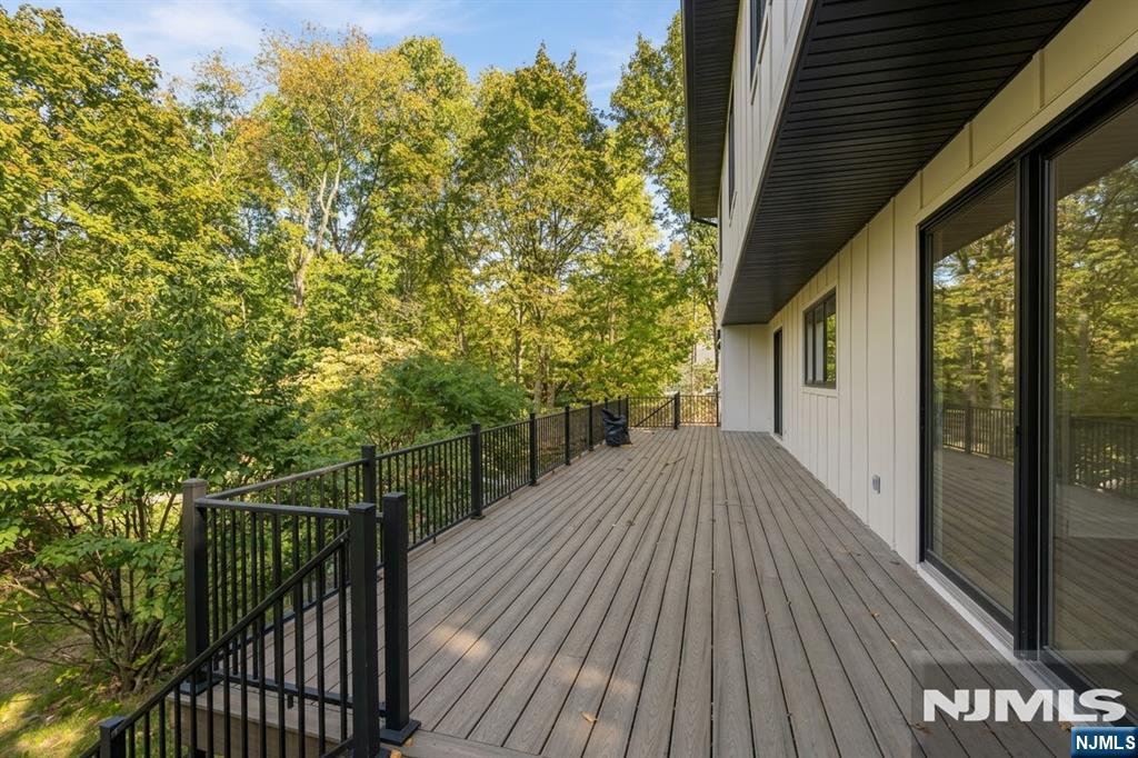 589 Piermont Road Demarest, NJ 07627 - Photo 39 of 41 Gallery Image 39