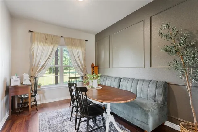 a close view of sink and tap