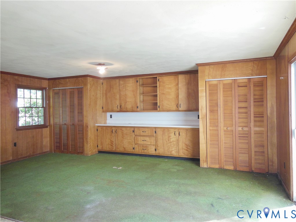 8218 Overbury Road Richmond, VA 23227 - Photo 23 of 37 an empty room with closet