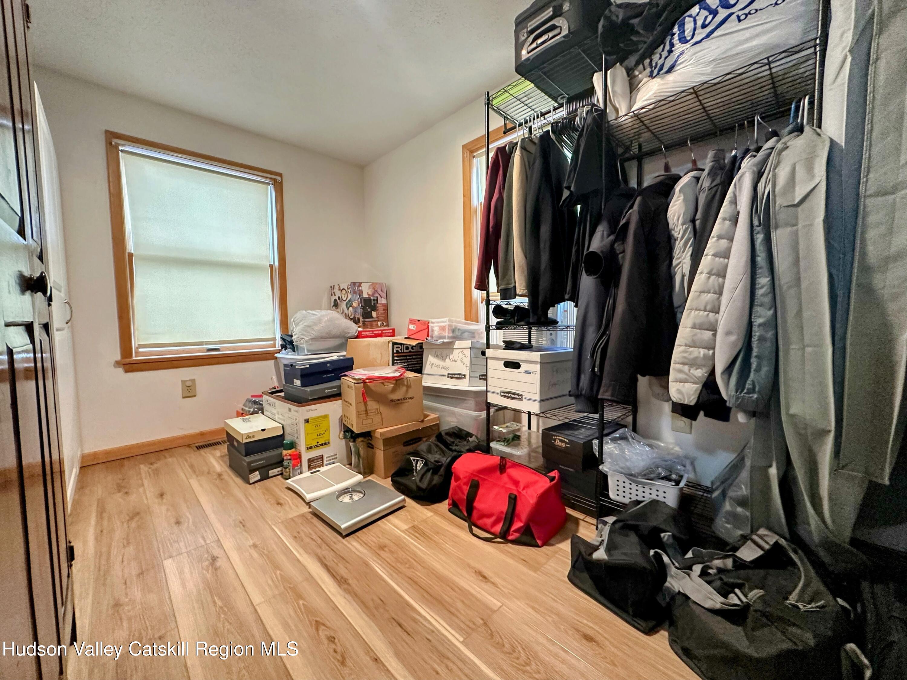 4 Delaware Avenue Hudson, NY 12534 - Photo 11 of 20 IMG_7342