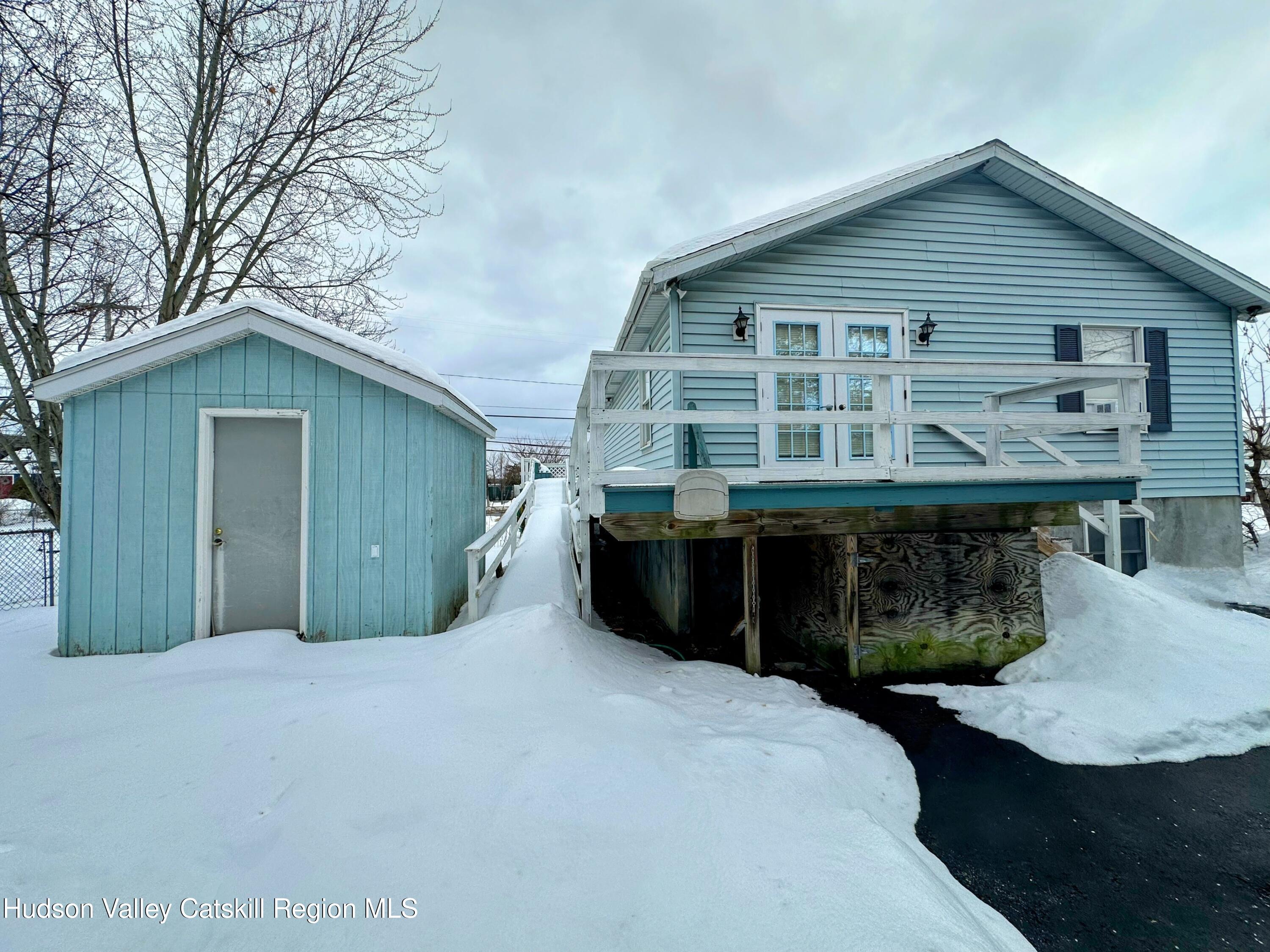 4 Delaware Avenue Hudson, NY 12534 - Photo 19 of 20 IMG_7362