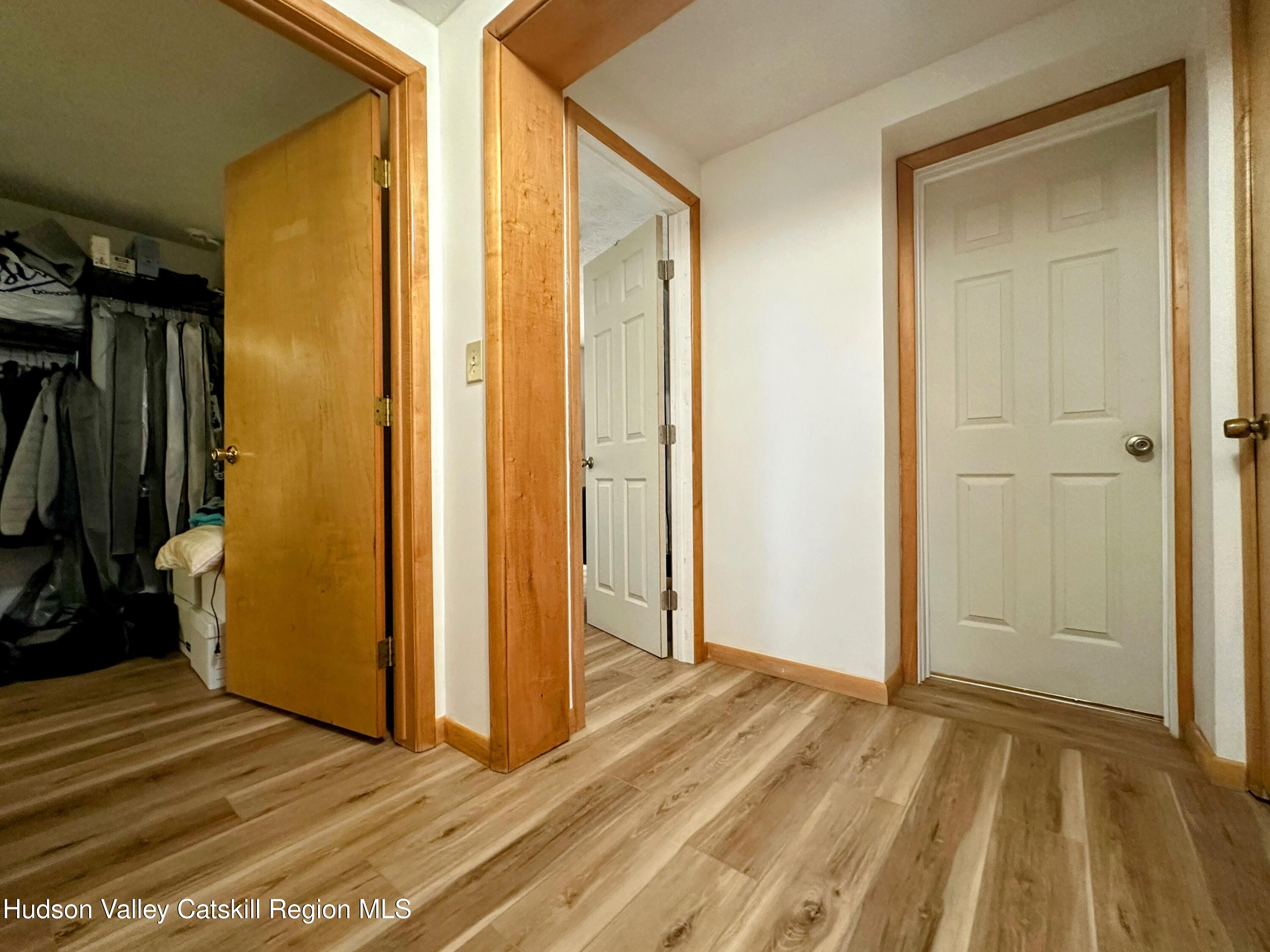 4 Delaware Avenue Hudson, NY 12534 - Photo 8 of 20 IMG_7352