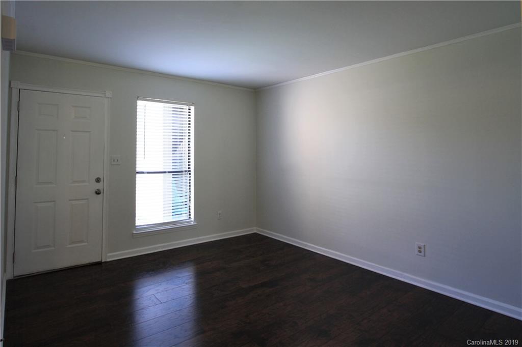 11032 Cedar View Road Charlotte, NC 28226 - Photo 5 of 14 Gallery Image 5