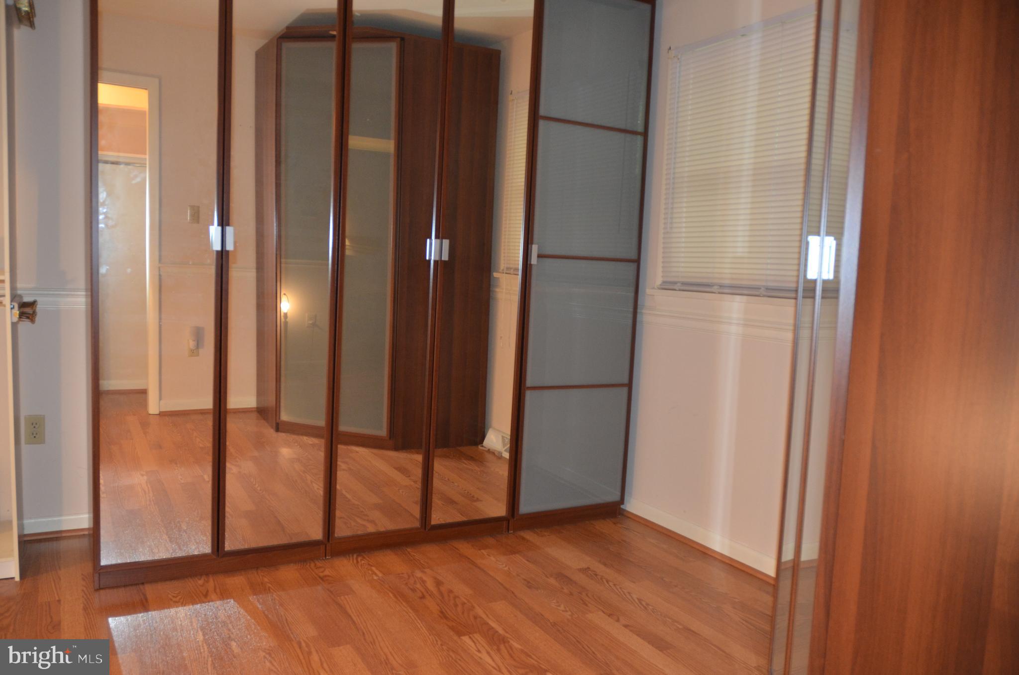 8055 Stillbrooke Road Manassas, VA 20112 - Photo 16 of 36 Primary bedroom closet