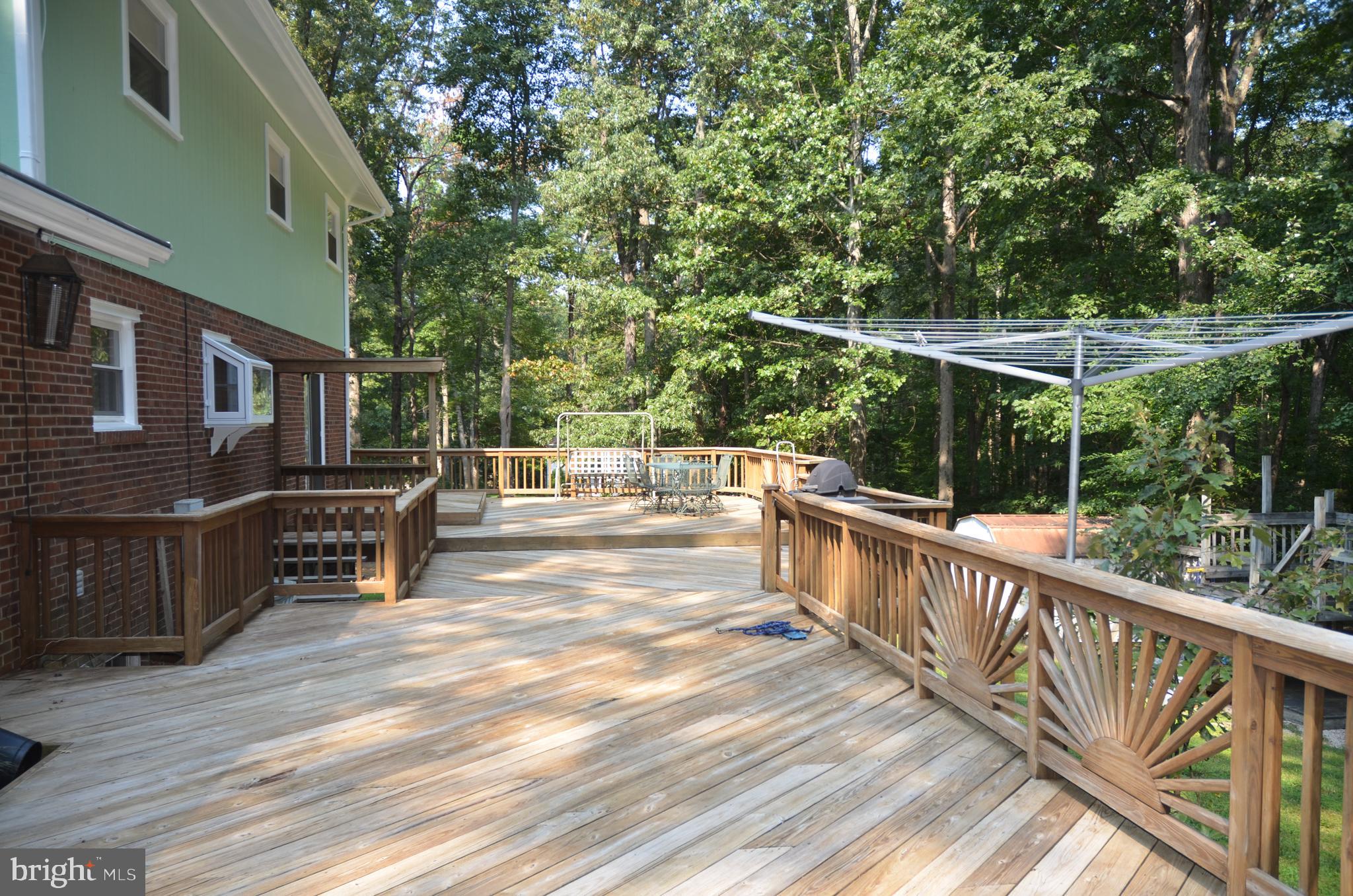 8055 Stillbrooke Road Manassas, VA 20112 - Photo 35 of 36 Custom Deck