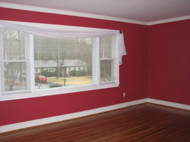 108 Lullwater Road Greenville, SC 29607 - Photo 2 of 9 Gallery Image 2