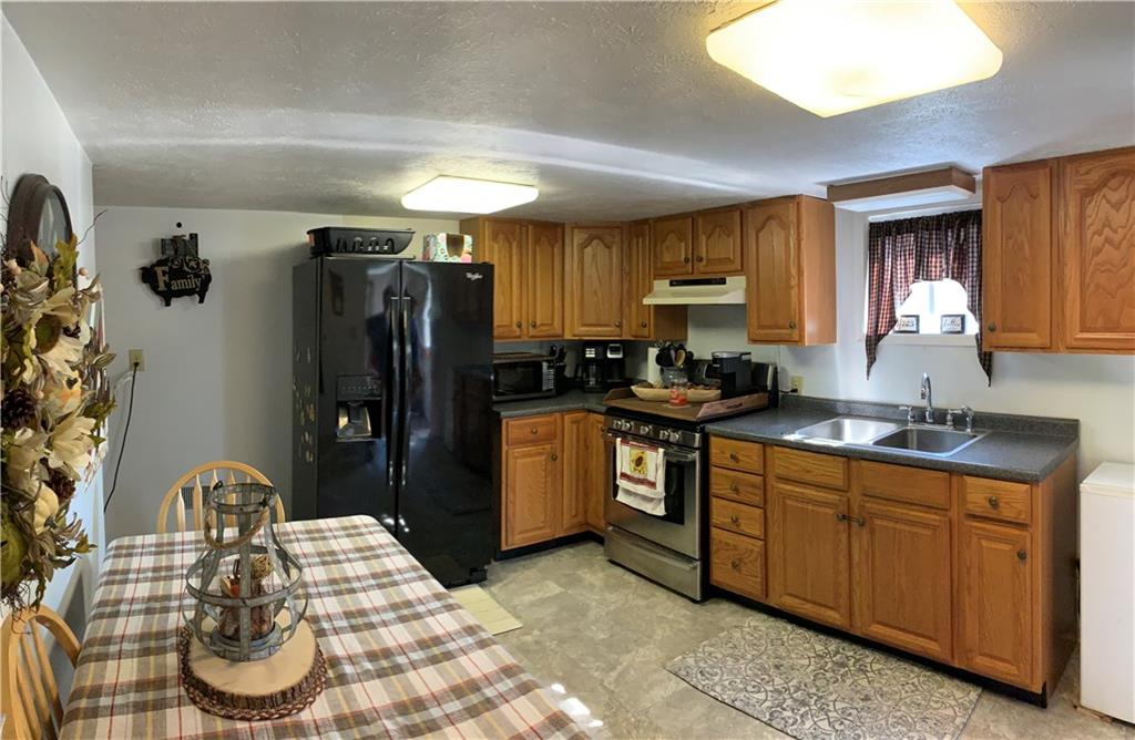 212 Briar Hill Road Kittanning, PA 16201 - Photo 2 of 11 Gallery Image 2