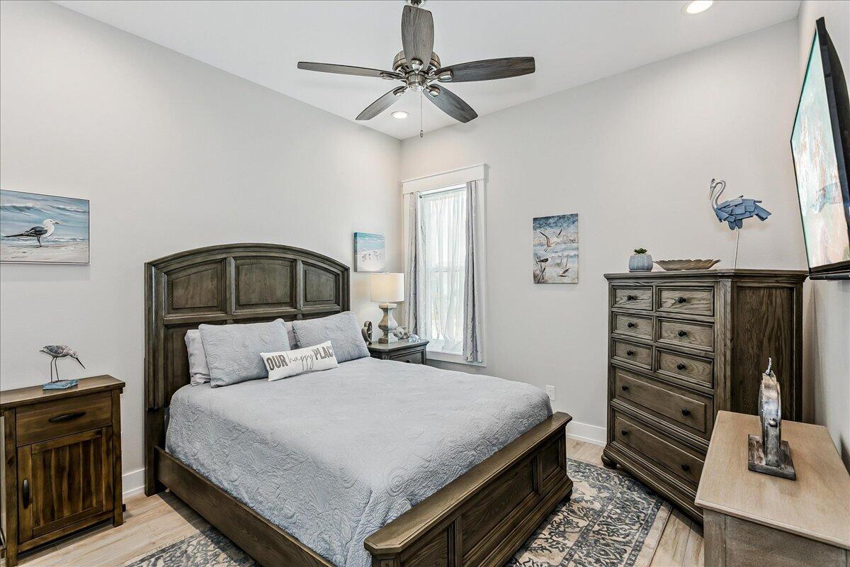 1401 Sailmaker Way Navarre, FL 32566 - Photo 36 of 66