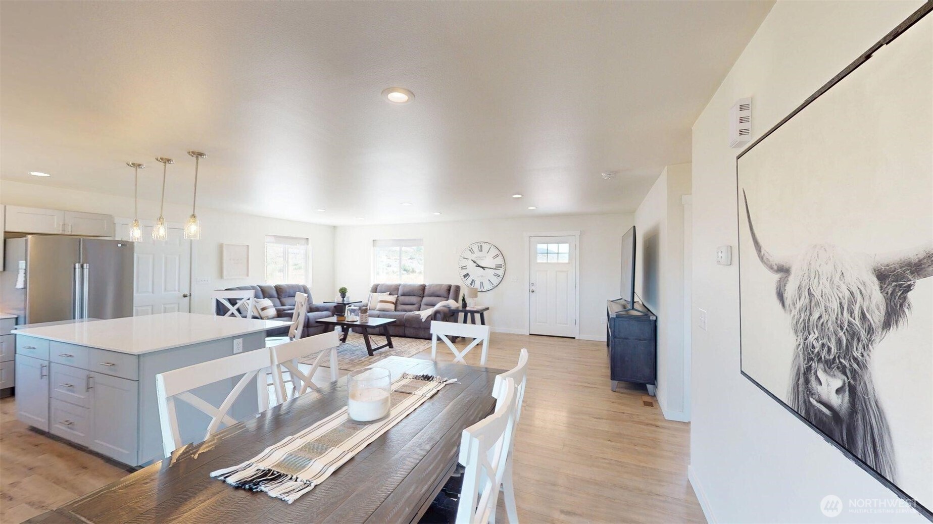 212 Hubbard Road Riverside, WA 98849 - Photo 13 of 39 a very nice looking dining room with a large window