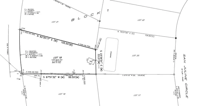 a picture of a bathroom