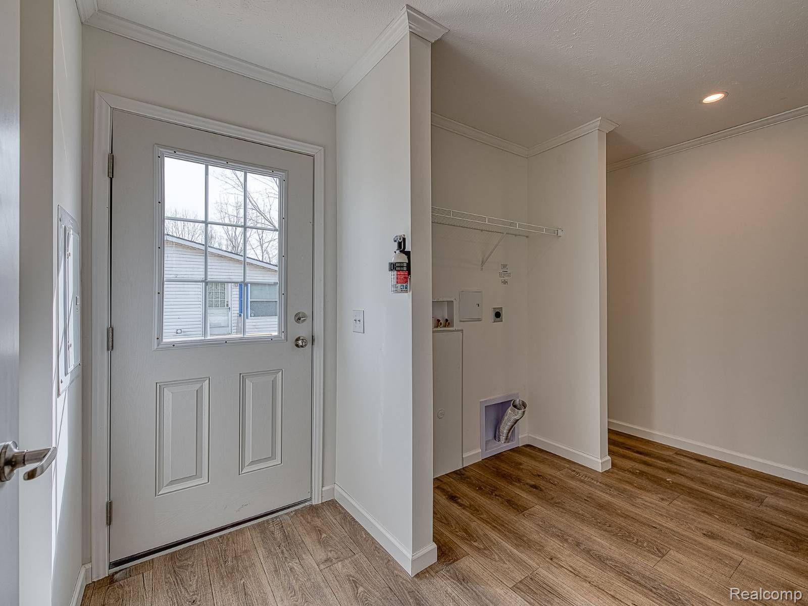 33151 Fort Road Rockwood, MI 48173 - Photo 22 of 25 Gallery Image 22