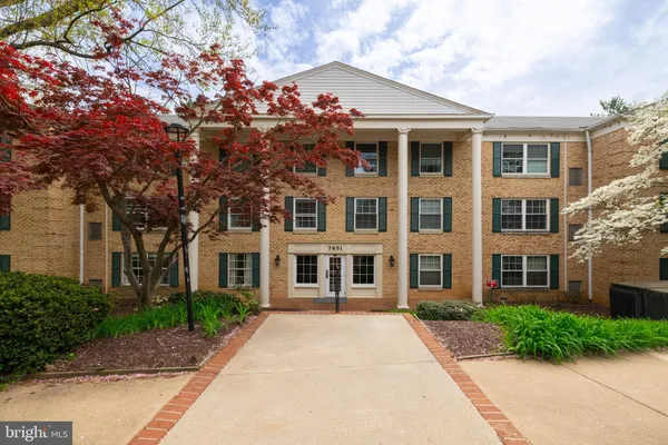 $2,500 | 7651 Tremayne Place, Unit 303, McLean, VA 22102