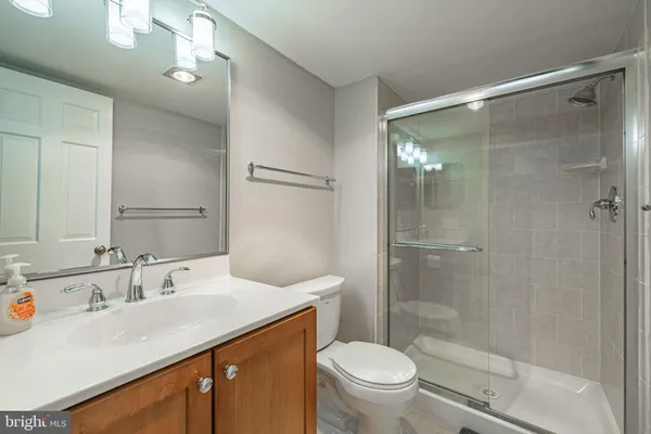 $2,500 | 7651 Tremayne Place, Unit 303, McLean, VA 22102