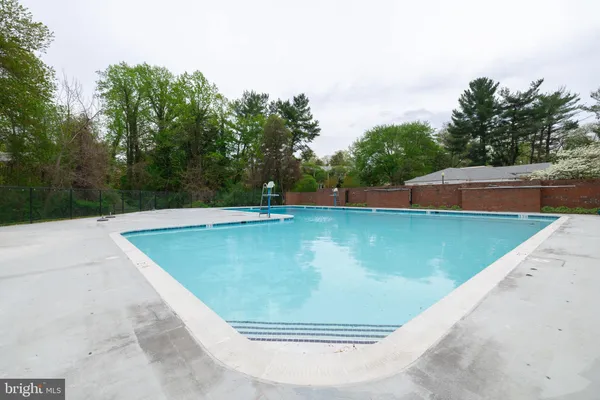 $2,500 | 7651 Tremayne Place, Unit 303, McLean, VA 22102