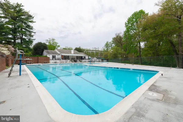 $2,500 | 7651 Tremayne Place, Unit 303, McLean, VA 22102