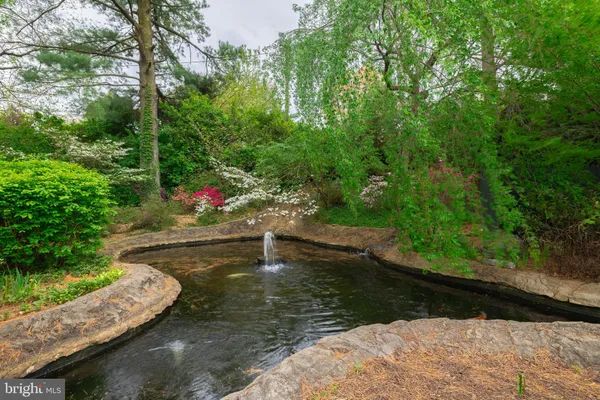 $2,500 | 7651 Tremayne Place, Unit 303, McLean, VA 22102