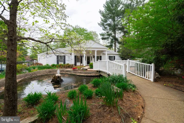 $2,500 | 7651 Tremayne Place, Unit 303, McLean, VA 22102