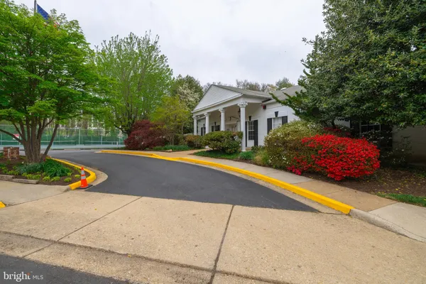 $2,500 | 7651 Tremayne Place, Unit 303, McLean, VA 22102