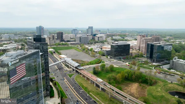 $2,500 | 7651 Tremayne Place, Unit 303, McLean, VA 22102