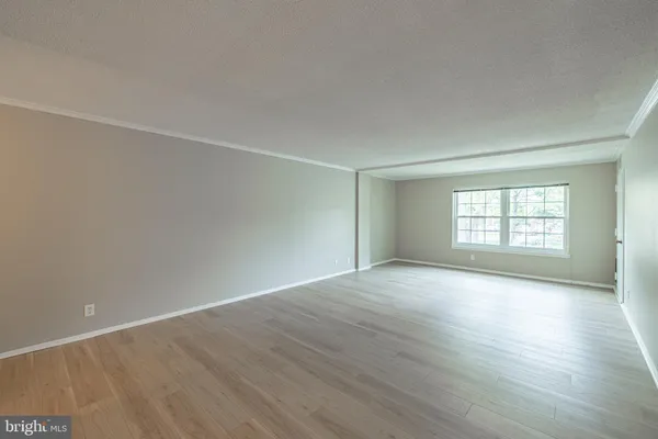 $2,500 | 7651 Tremayne Place, Unit 303, McLean, VA 22102