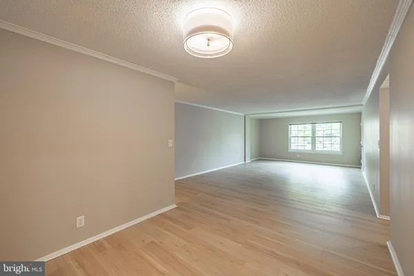 $2,500 | 7651 Tremayne Place, Unit 303, McLean, VA 22102