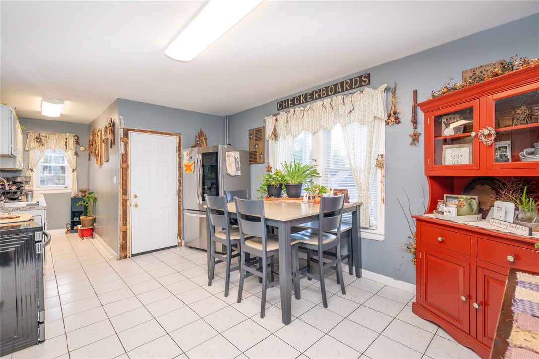 41 Verdun Street Woonsocket, RI 02895 - Photo 6 of 34