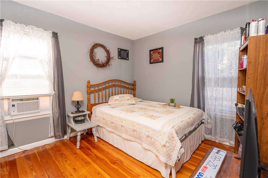 41 Verdun Street Woonsocket, RI 02895 - Photo 9 of 34