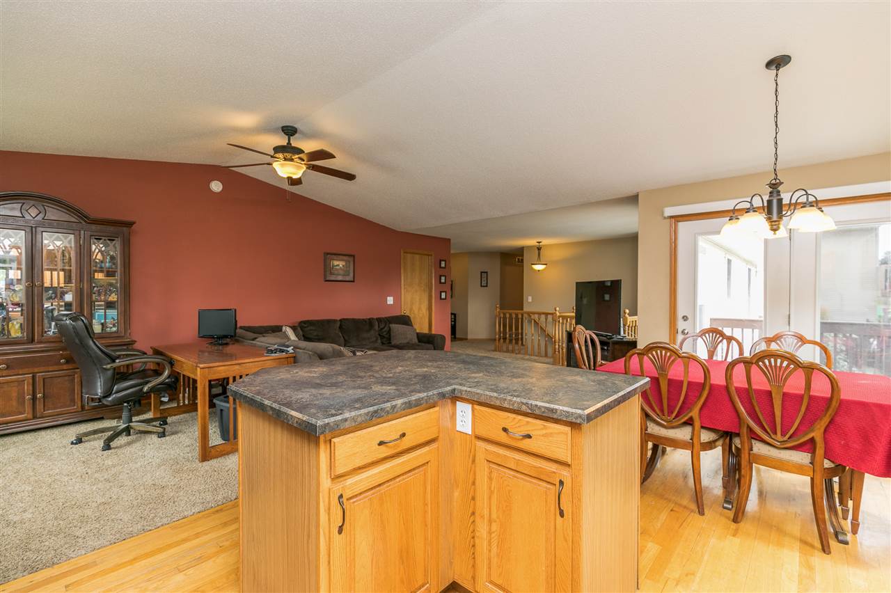 2000 Dows Street Ely, IA 52227 - Photo 14 of 44 Gallery Image 14