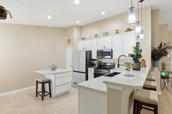 $2,750 | 700 Trotter Lane, Unit 204, Melbourne, FL 32940