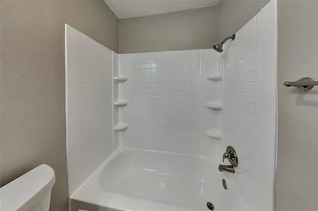 $1,995 | 7758 Clearbrook Court, Watauga, TX 76148