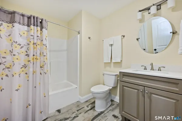 $765,000 | 20 Lakeview Estates, Unit 20, Middlefield, CT 06455