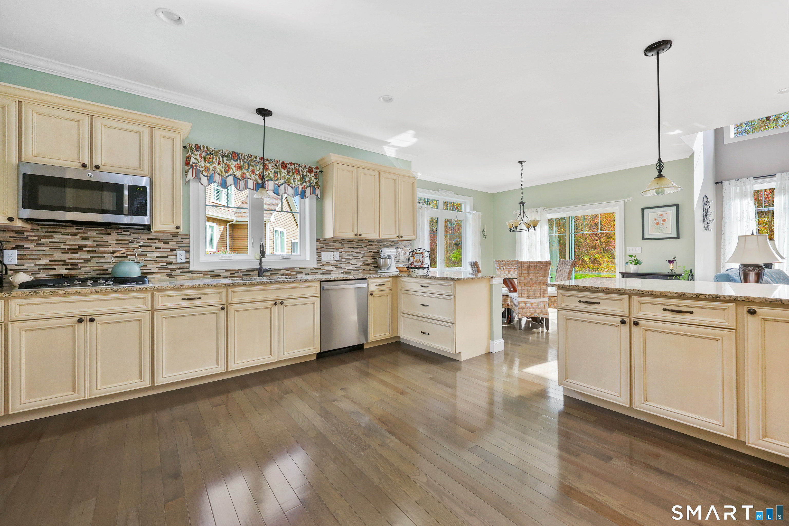 20 Lakeview Estates, Unit 20 Middlefield, CT 06455 - Photo 4 of 36