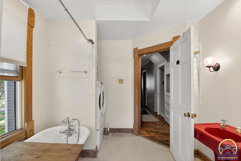 1501 Southwest Mulvane Street Topeka, KS 66604 - Photo 17 of 55