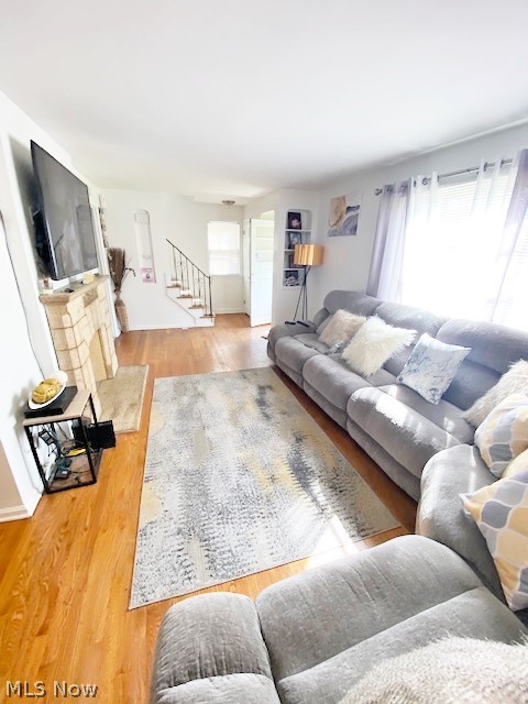 1391 Argonne Road Cleveland, OH 44121 - Photo 10 of 31