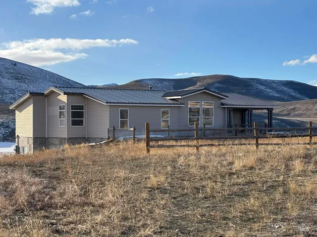 $895,000 | 4981 Daniels Road, Malad City, ID 83252