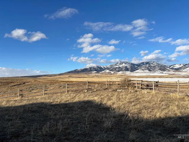 $895,000 | 4981 Daniels Road, Malad City, ID 83252