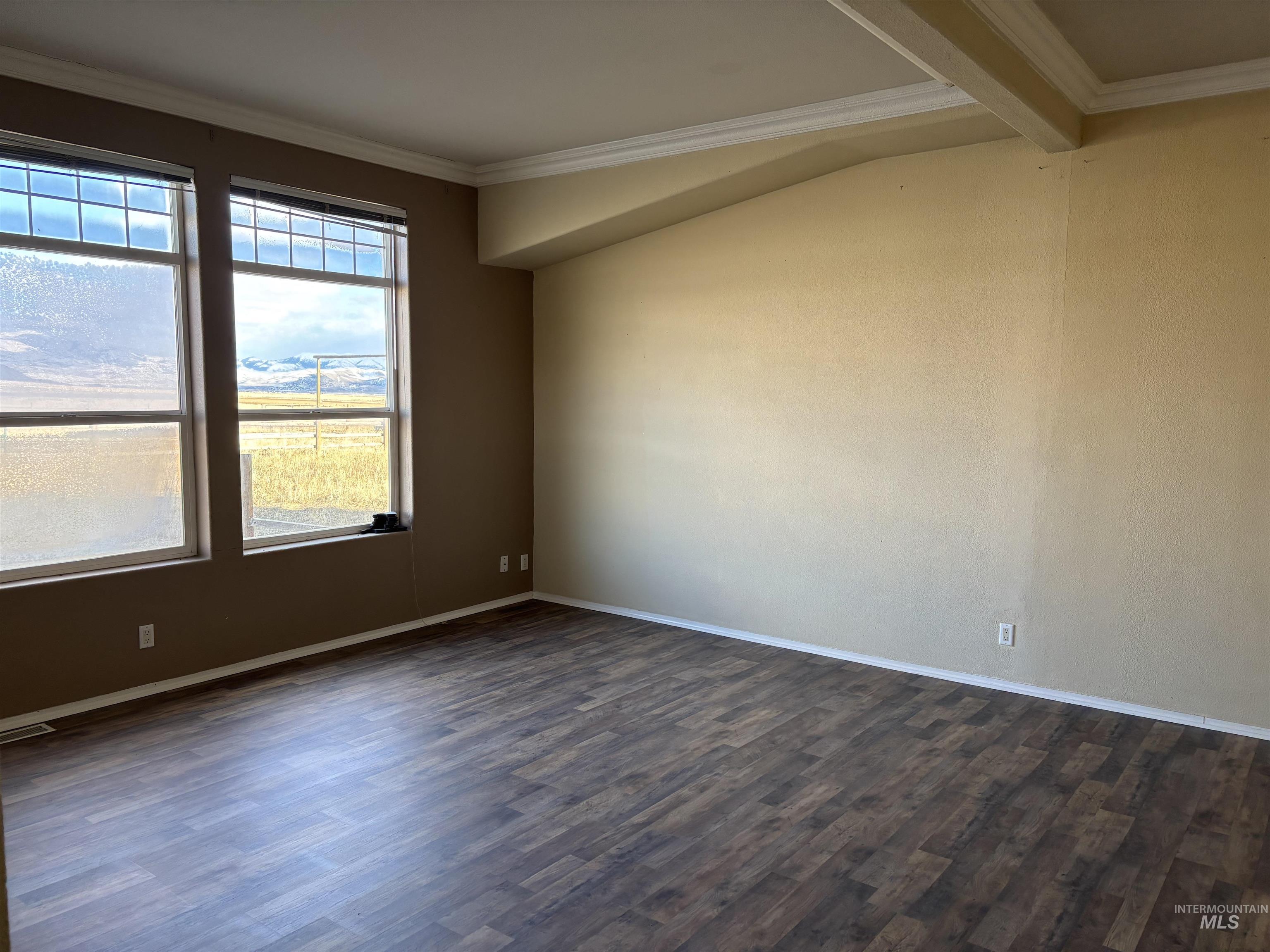 4981 Daniels Road Malad City, ID 83252 - Photo 3 of 29