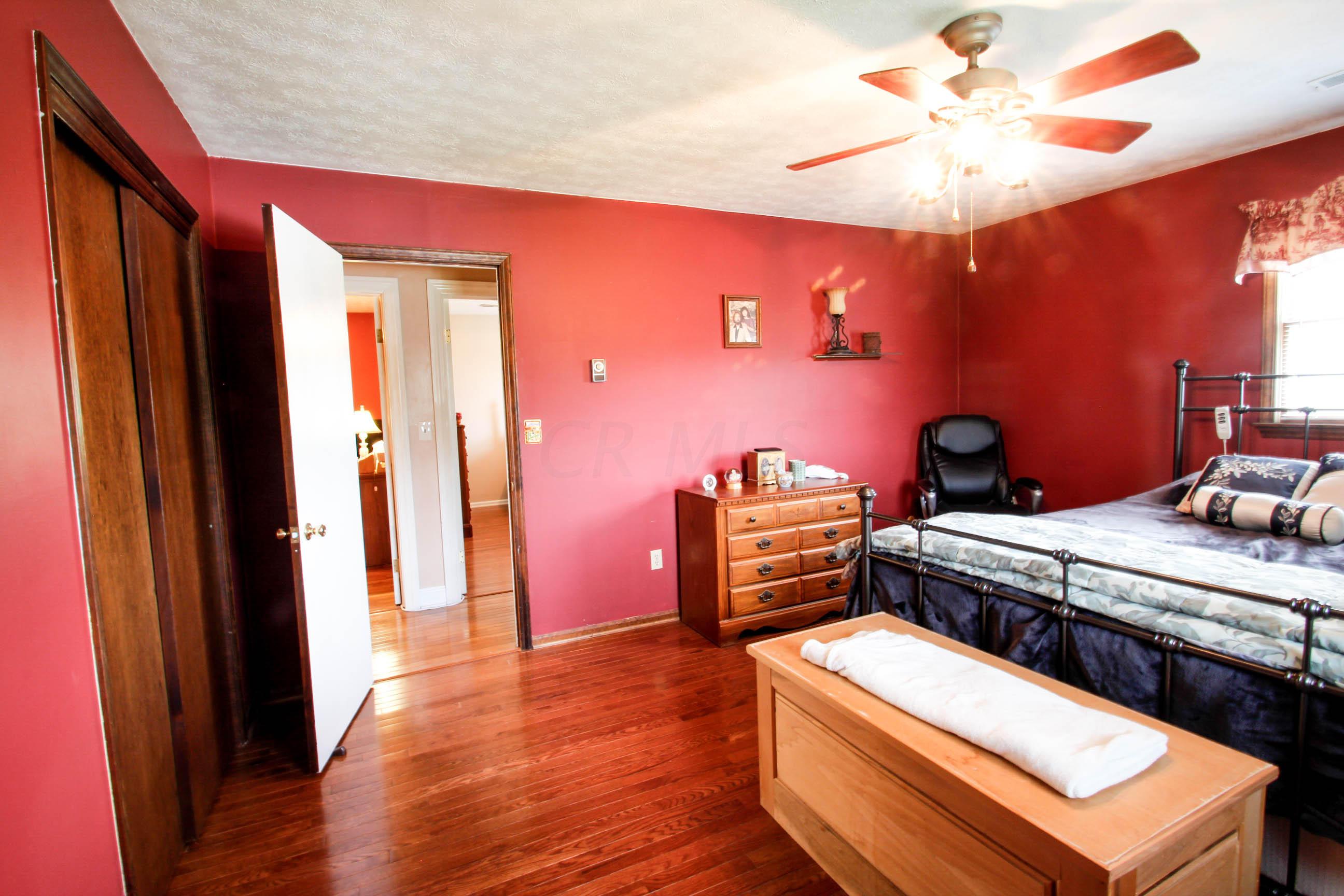 2070 Crumley Road Southwest Lancaster, OH 43130 - Photo 18 of 30 Gallery Image 18
