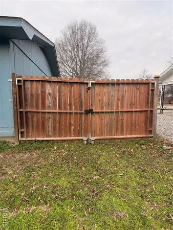 $180,000 | 309 Park Street, Campbell, MO 63933