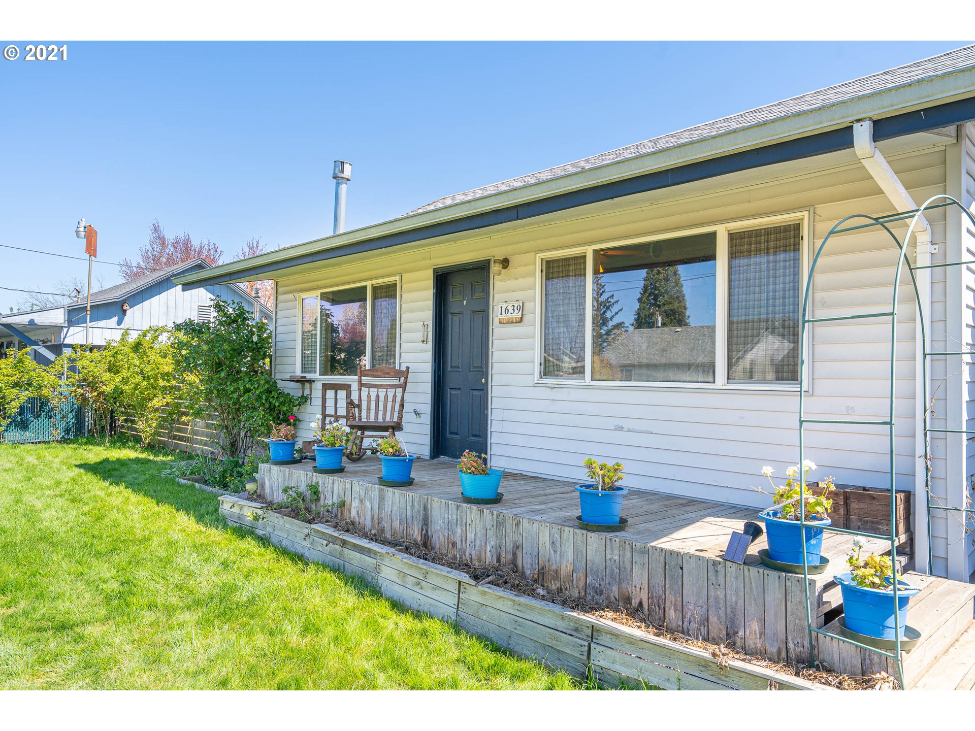 1639 16th Street Springfield, OR 97477 - Photo 3 of 31